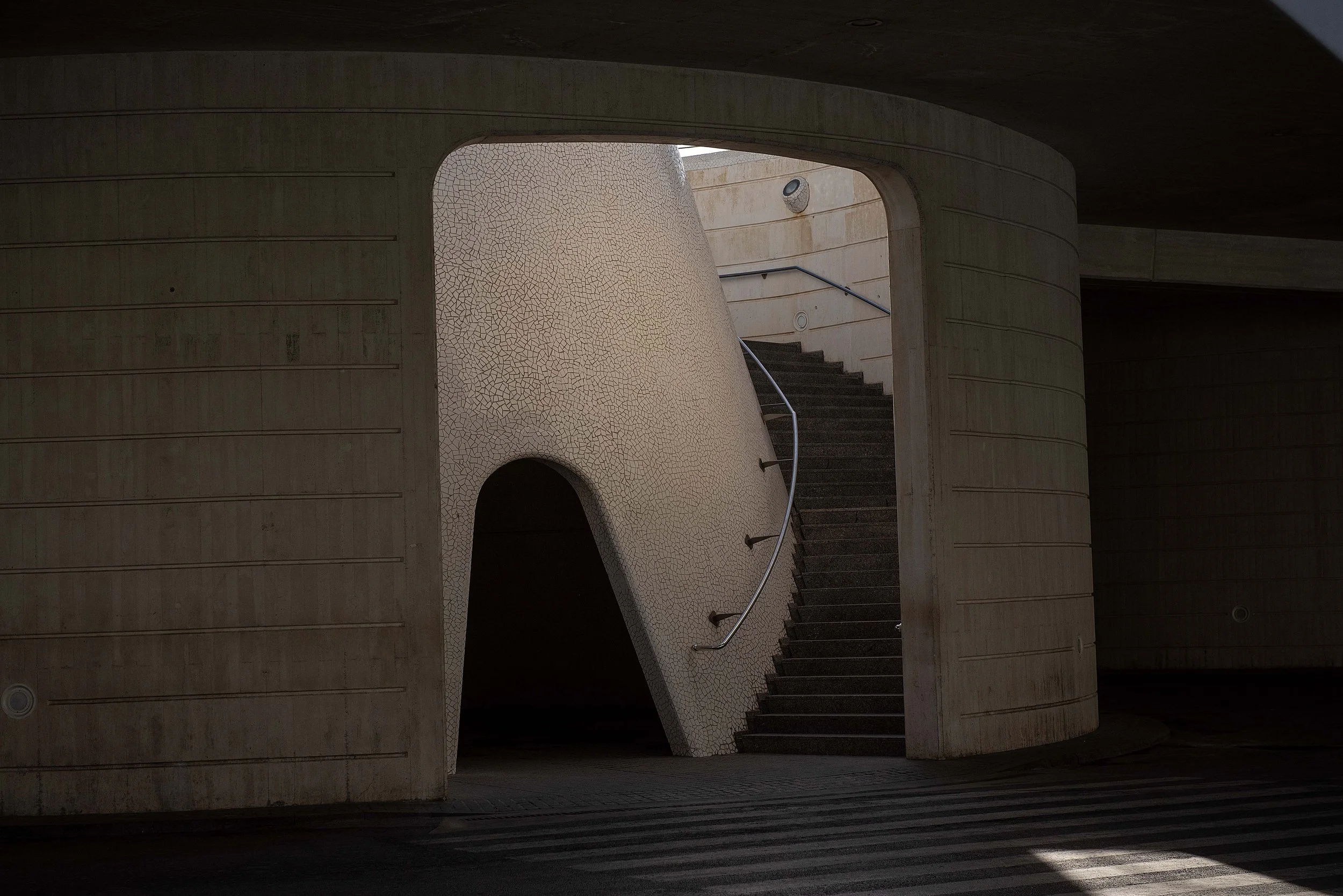 modern architecture valencia spain.jpg