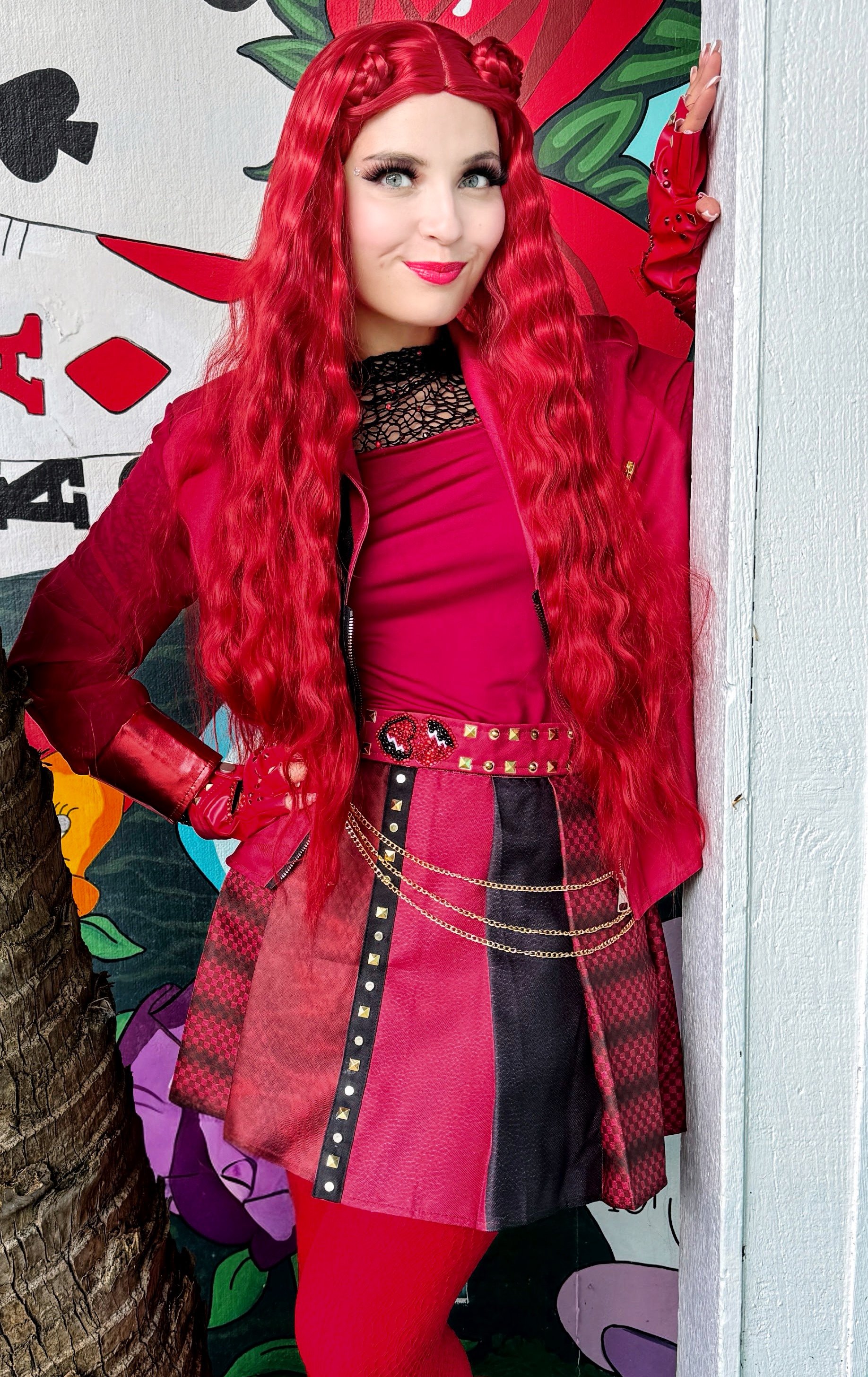 Red-Descendants-Parties-Wonderland.JPG