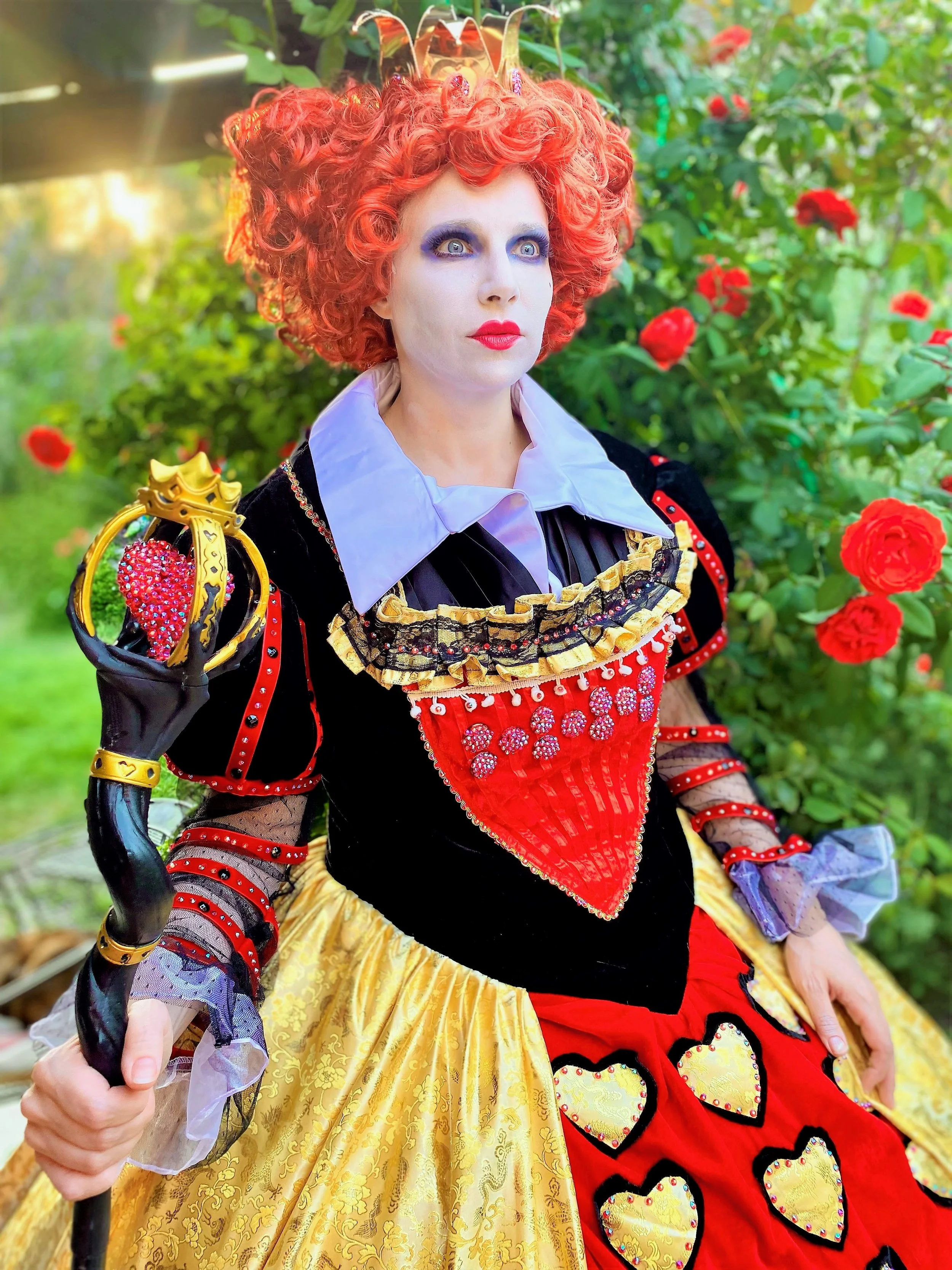 Queen-Of-Hearts-Alice-In-Wonderland-Tea-Parties.JPG