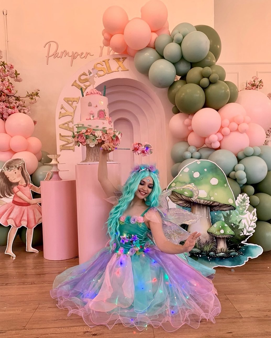 Step into a world of fairy dreams this spring! 🧚🏻‍♀️🌸 Book one of our magical fairies today and let us sprinkle your event with enchantment. ✨ #fairycore #fairyparty #magical #fairytale #fairytheme #dreams #eventplanning #kidsentertainment #ki