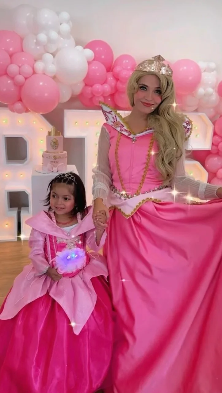 ✨ Once upon a time… ✨
Paris turns FIVE! 👑💖
We were so honored to be part of this magical celebration for such a special little princess. Thank you for having us — we love you, Paris!💖
Follow @liveforlilyrose — spreading joy to p