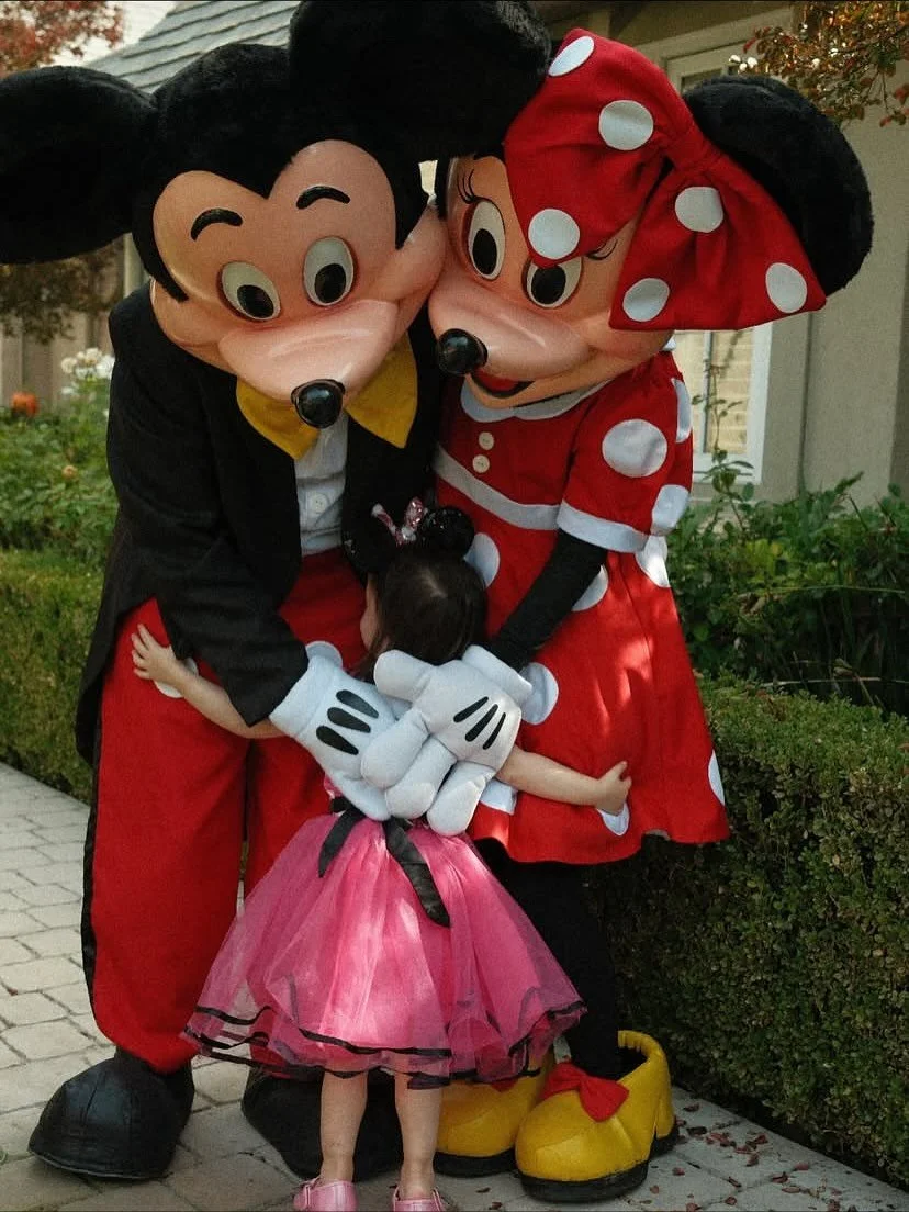 ✨ &ldquo;Laughter is timeless, imagination has no age, and dreams are forever.&rdquo; ✨
A magical Mickey &amp; Minnie birthday &mdash; thank you for having us! ❤️ #mickeyandminnie #magical #dreams #mickeymouseparty #kidsentertainment #kidsparties #mi