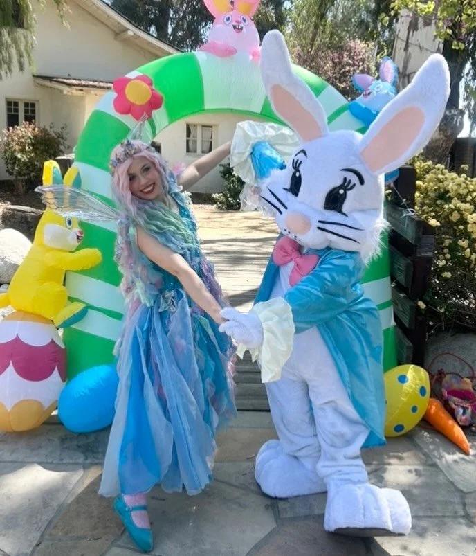&ldquo;Somebunny special is coming to town&hellip;&rdquo; 🐰🌷🦋
Spring bookings are filling up fast for Easter Bunny visits! Be sure to reserve your date early so we can hop over and celebrate with you! #easterbunny #fairies #springtime #magical #ea