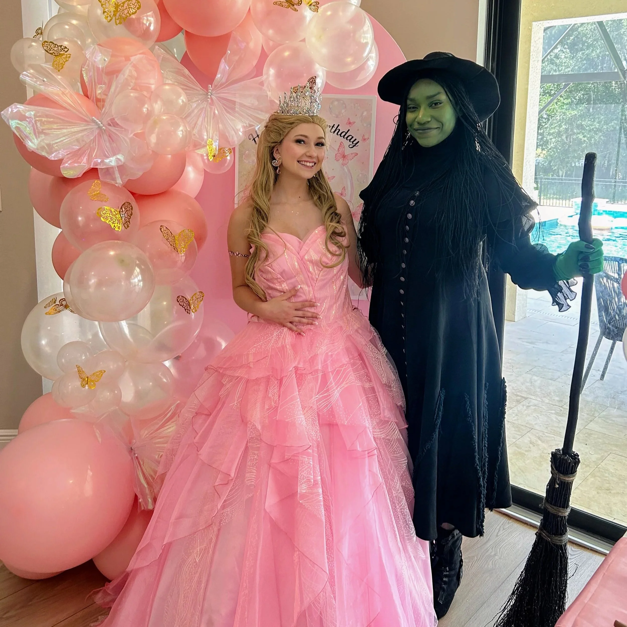 Glinda-Elphaba-Wicked-Birthday-Party-Tampa.jpg
