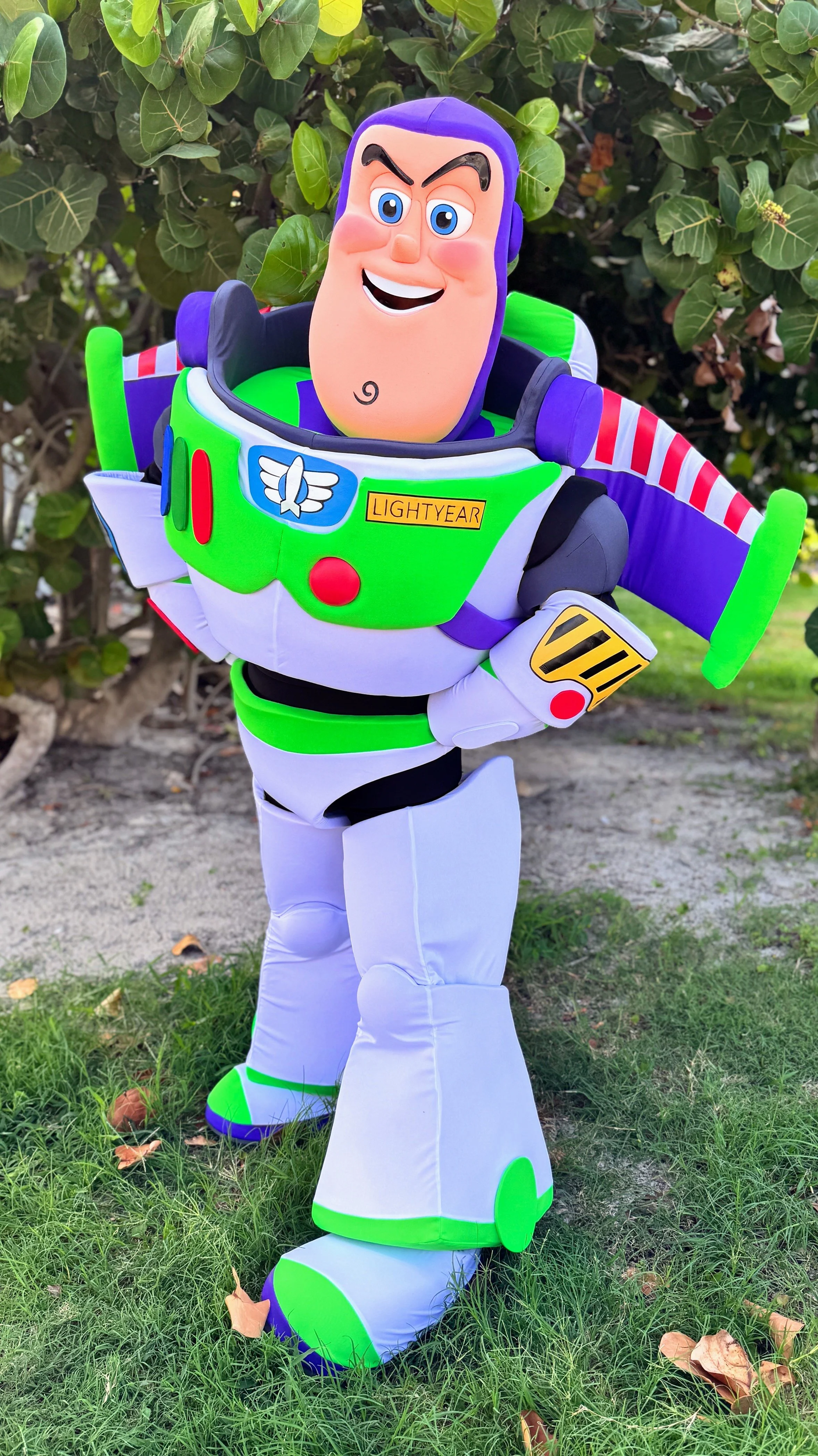 Buzz-Lightyear-Mascot-Characters-Toy-Story.JPG