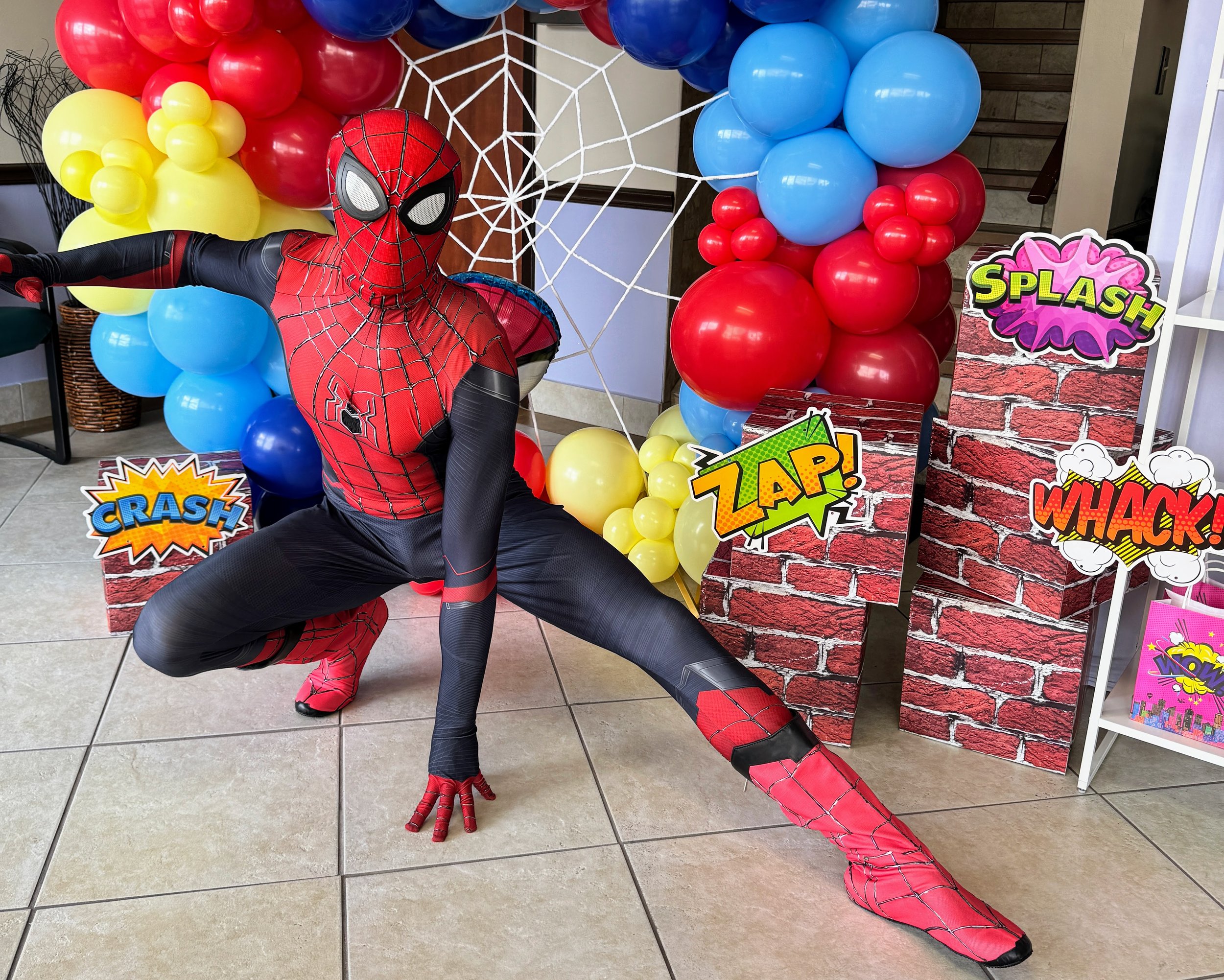 Spiderman-Superhero-iconic-pose.JPG