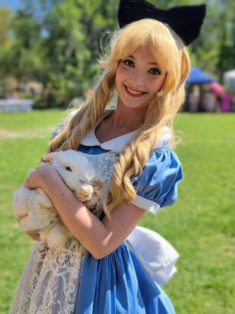 alice-in-wonderland-seven-oaks-easter-event.JPG