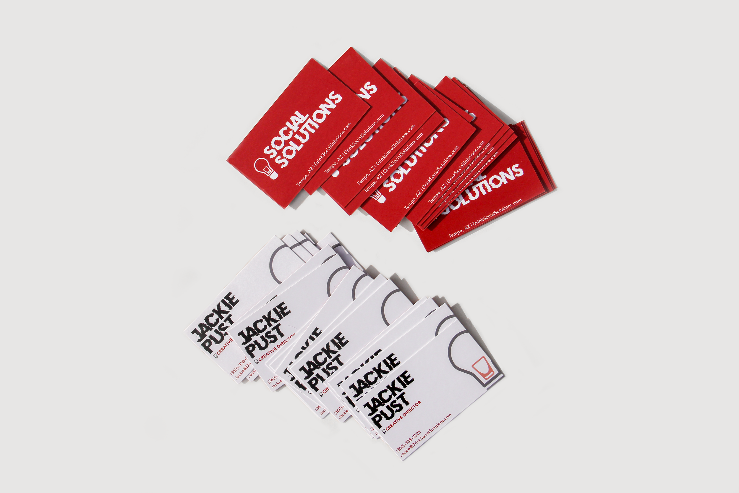 JaclynRae_SocialSolutions_BusinessCards-01.png