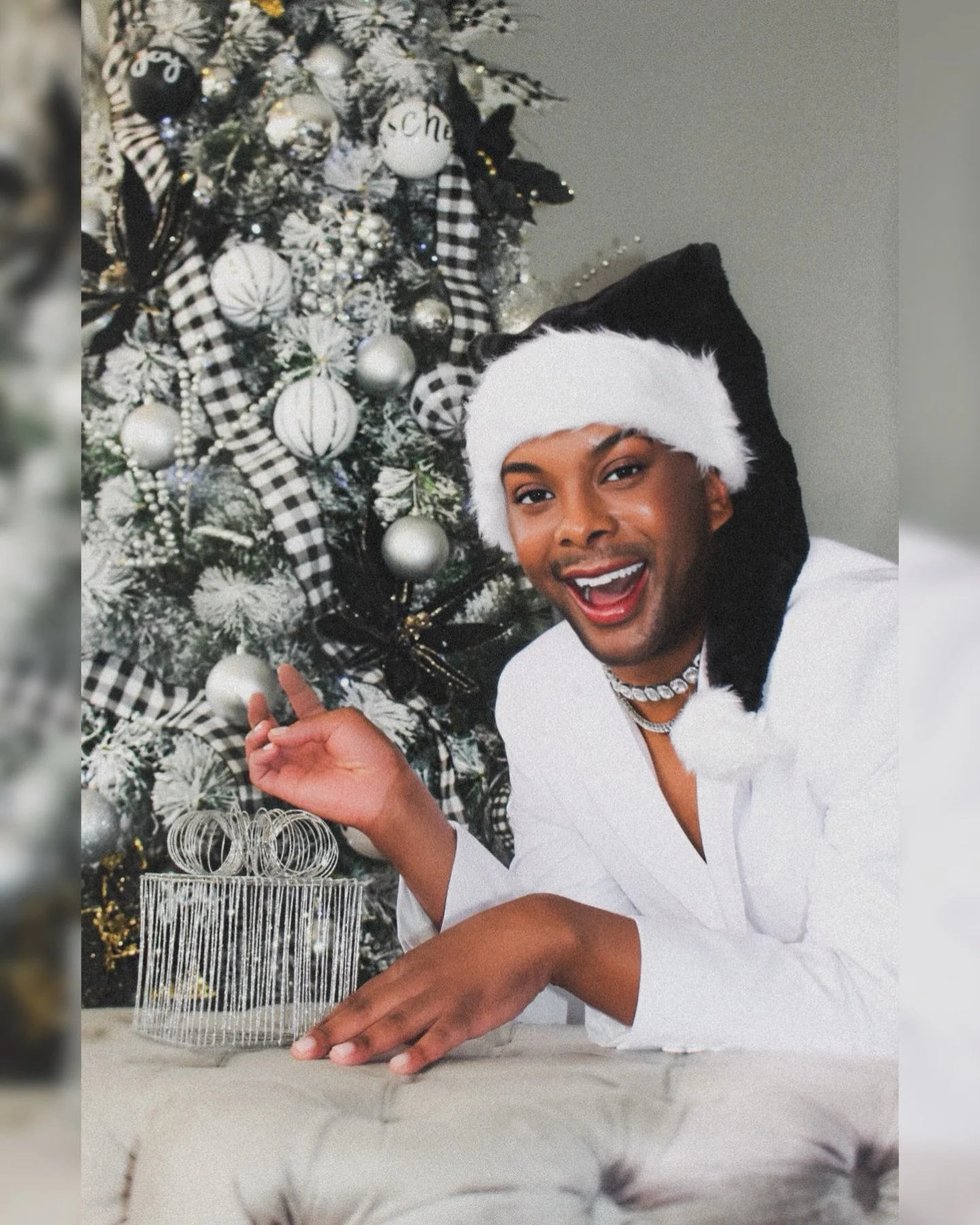 Christmas 2025 🎄🥂 🎁 

#JordanVictorBrown #Holiday #Christmas #TisTheSeason