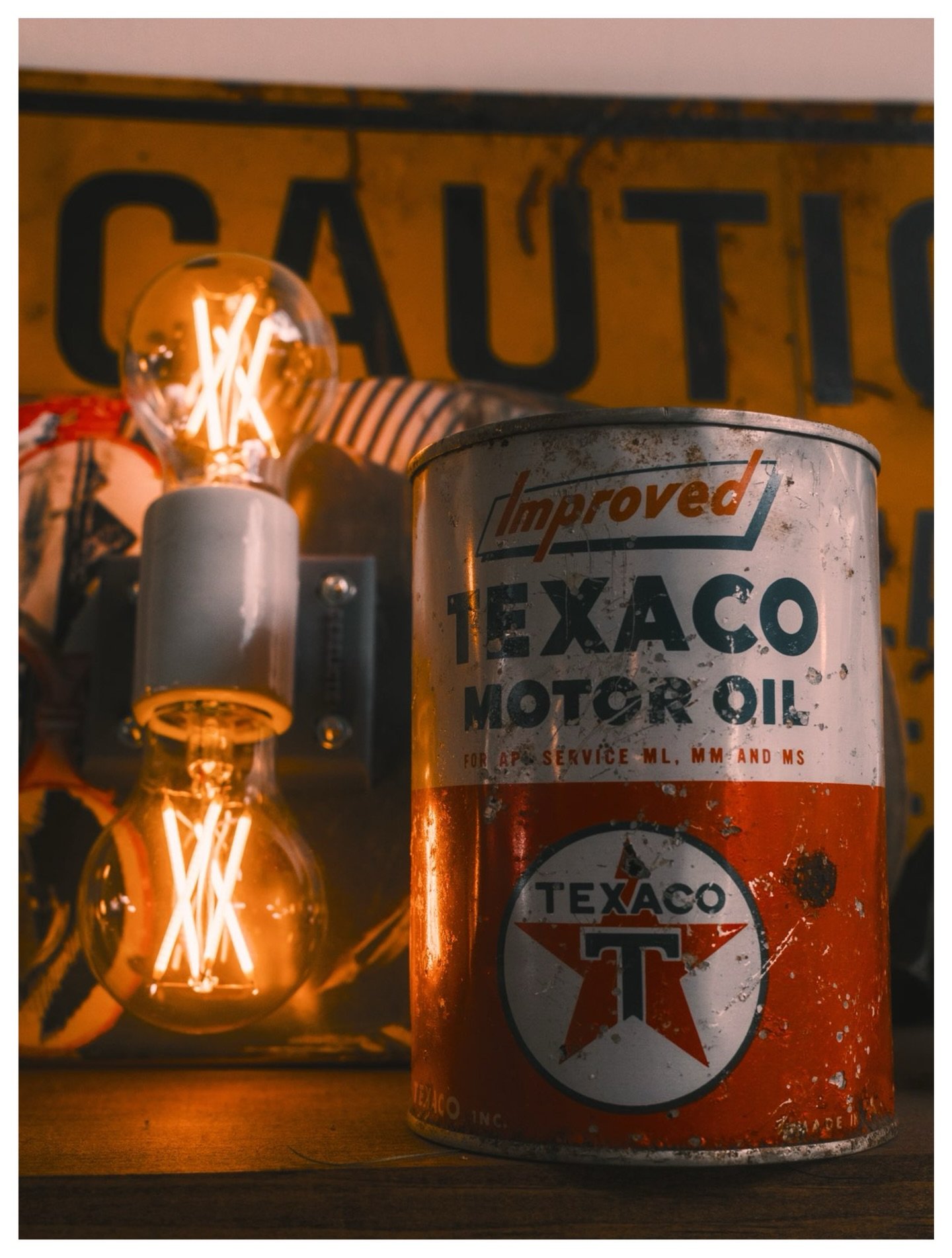 06/07 - Orange Is Vintage.

#ChromaticAnthology #Green #StreetPhotography #fujifilm #x100vi @fujifilmx_us @fujixseries