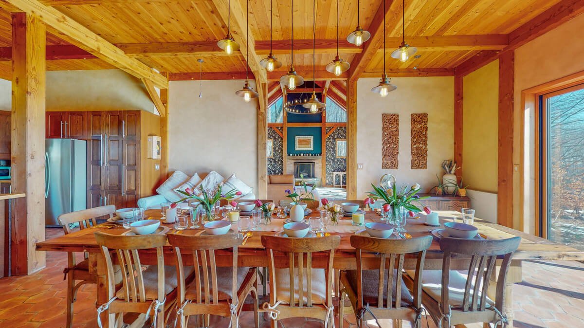 akera-dinner.jpg