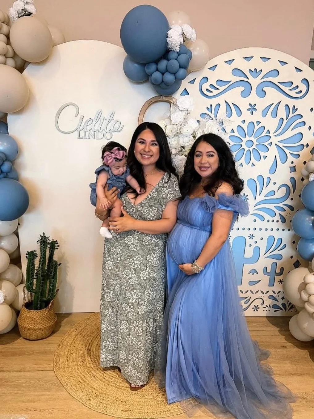Baby showers aren&rsquo;t just pink and bows🤍💙

Celebrating a baby boy is just as dreamy, soft, and beautiful. Sky blues, pastel blues, warm neutrals, and creamy whites&hellip; timeless, elegant, and full of love. A beautiful setup for a baby boy o