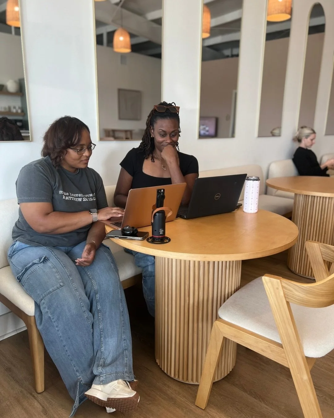 Every woman&rsquo;s workflow looks a little different - and that&rsquo;s exactly the point.

Some days you&rsquo;re locked in, laptop open, building the backend of your business.

Other days you&rsquo;re setting up the camera and teaching your audien