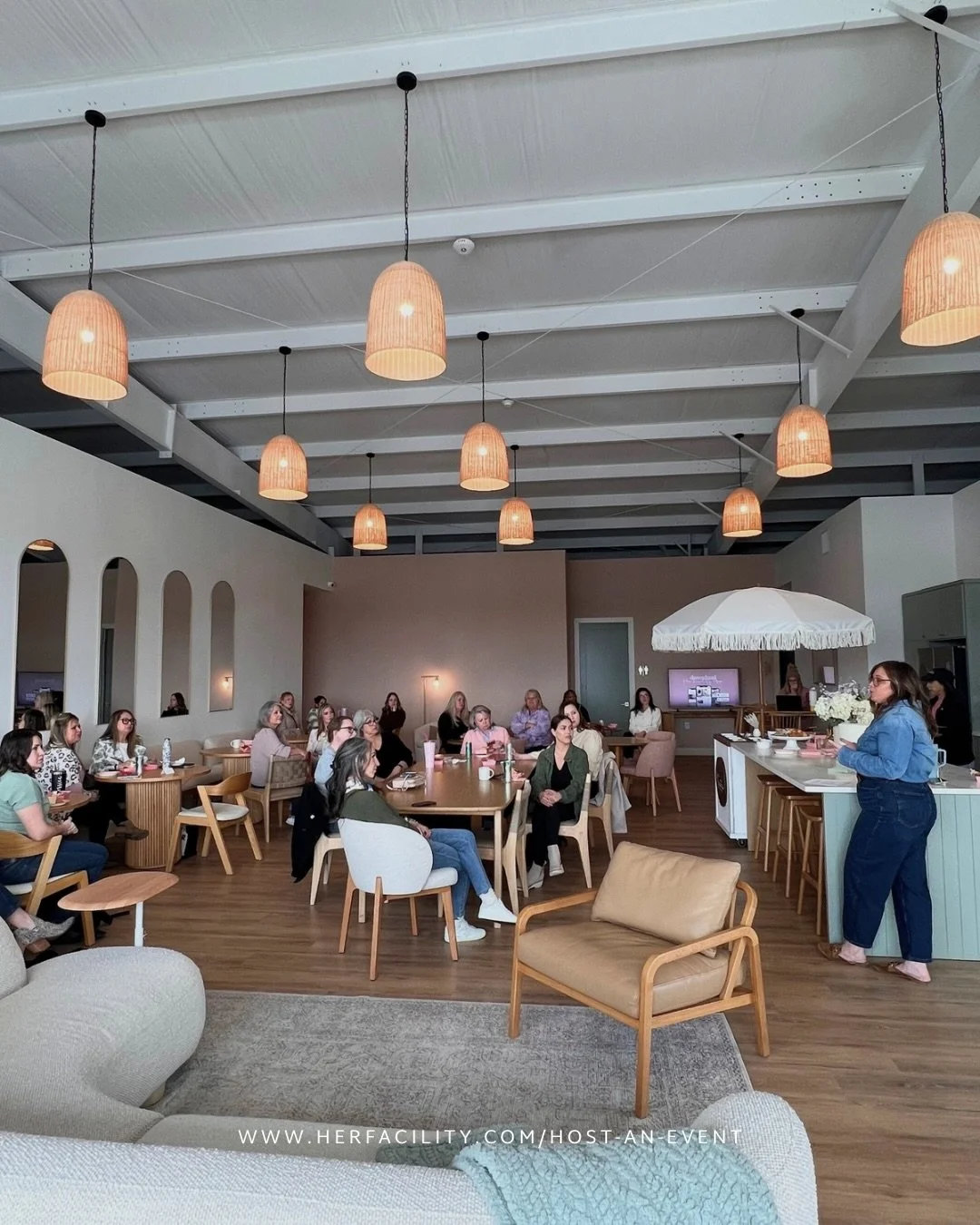 Your event deserves a beautiful venue. Let @herfacility host it.

🎉Perfect for personal and social gatherings: baby shower, bridal shower, birthday or bible study

🎊Fantastic for professional gatherings: corporate events, meet &amp; greets, busines
