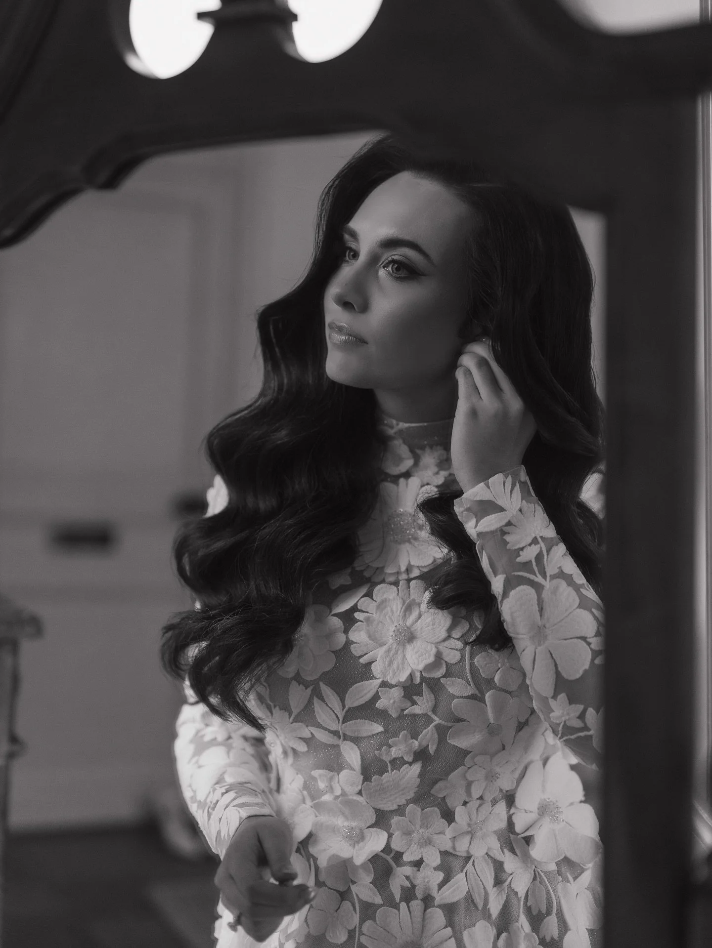 A weekend-long celebration on the East Coast ⚓️ Rhode Island vows, coastal elegance, and a love story worth slowing down for. Bethanie &amp; Caleb. 🕯️