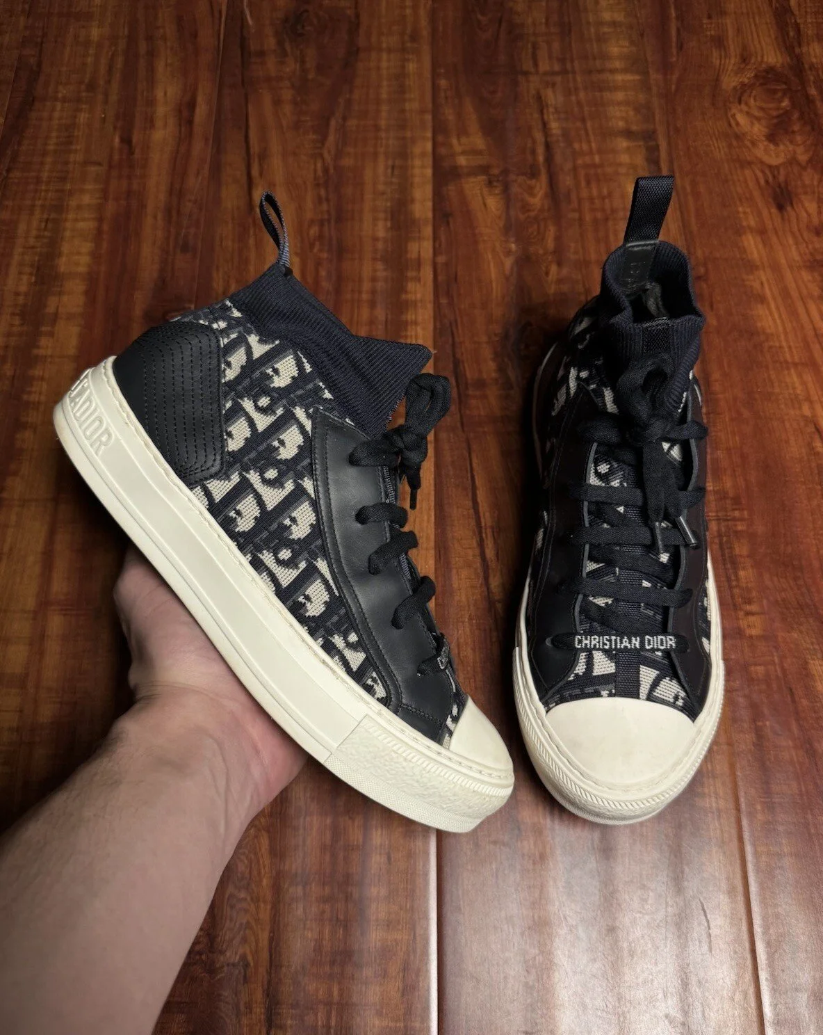 Dior Walk'N'Dior Dior Oblique Monogram Sneakers - Size 38.5D 8.5US