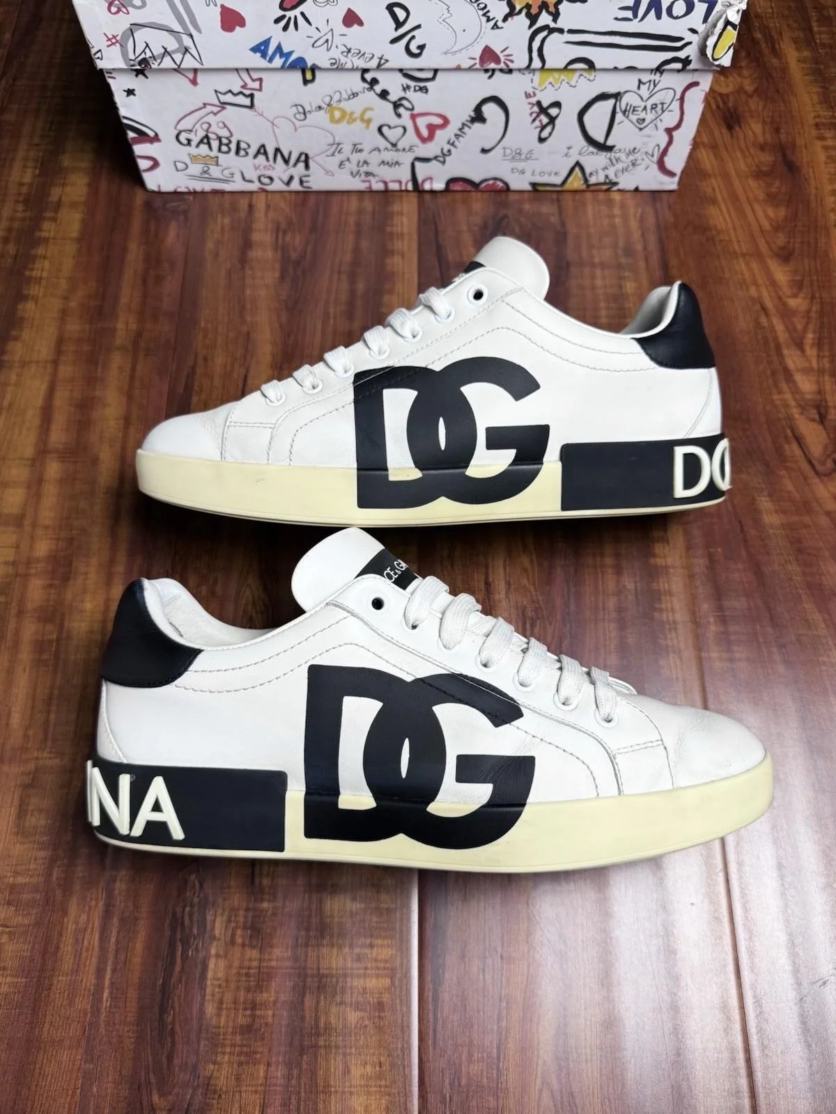 Dolce & Gabbana Portfolio DG Black White Beige Mens Sneakers - Size 8.5DG 9.5US