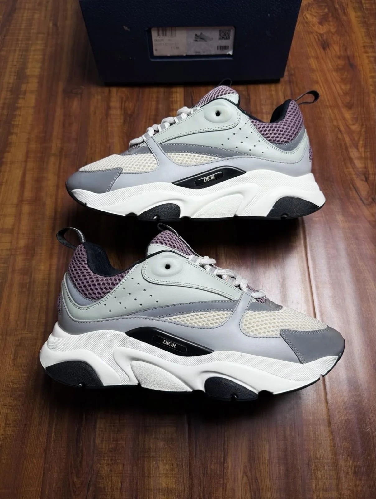 Dior B22 Reflective Pink Lavender White Grey Mens Mesh Sneakers - Size 40D 7US