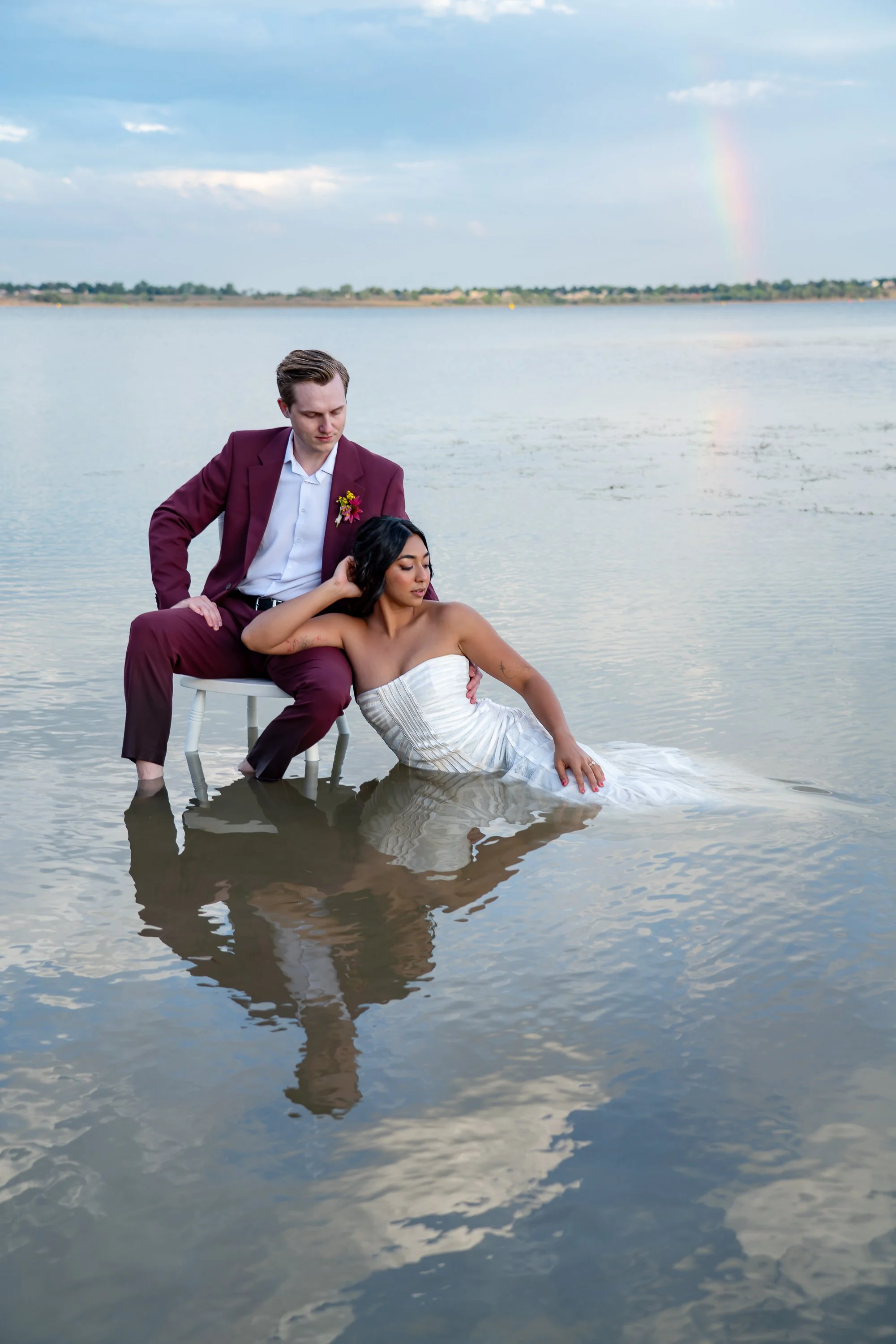 Editorial Lake Elopement 
