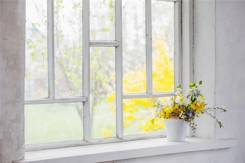Spring Refresh: Clearing Up Foggy Windows for a Brighter Home