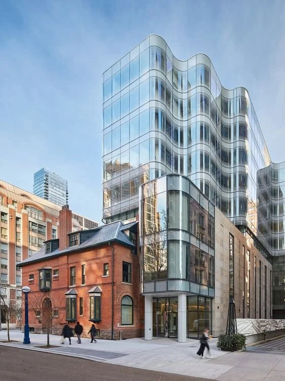 The Business of Glass: Benefits of Commercial Window Replacement