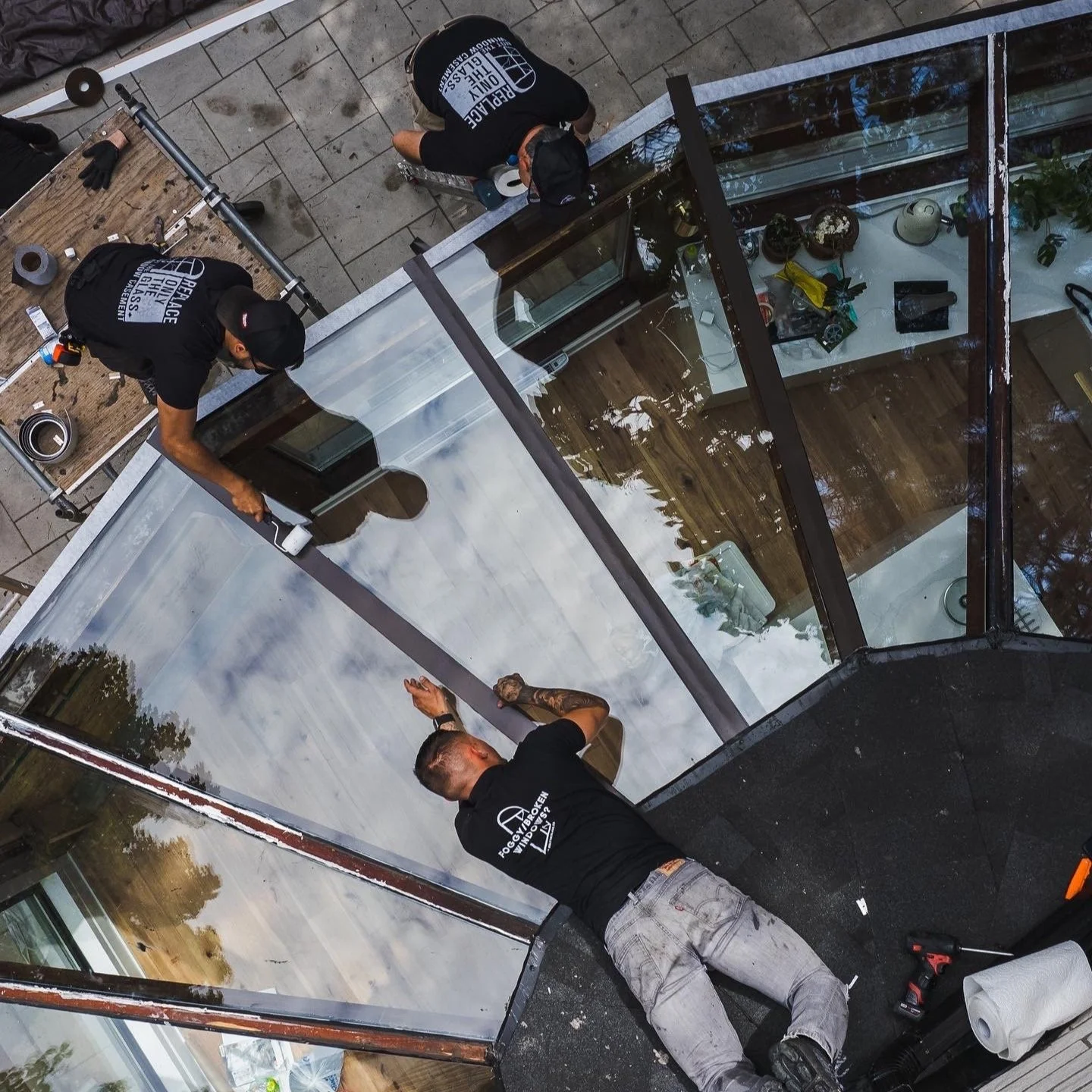 Finding the Best Windows &amp; Doors Glass Replacement Team in the GTA: Introducing Window Restoration Experts