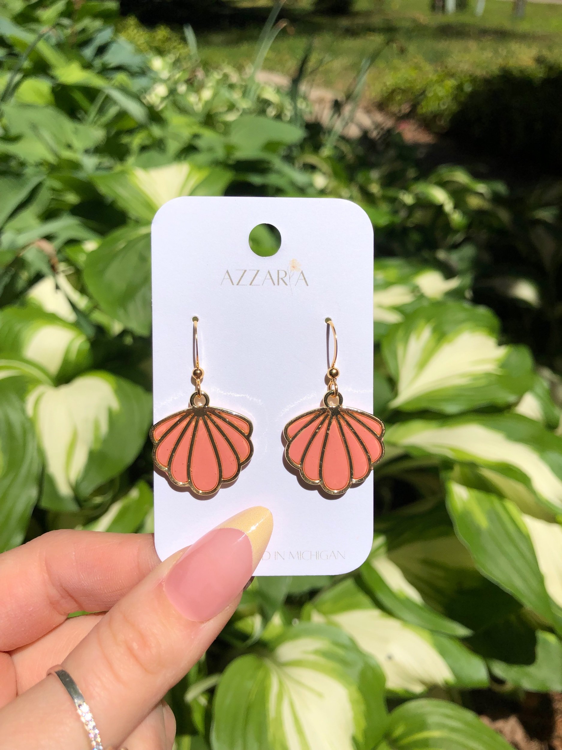 Coral Bezel Seashells