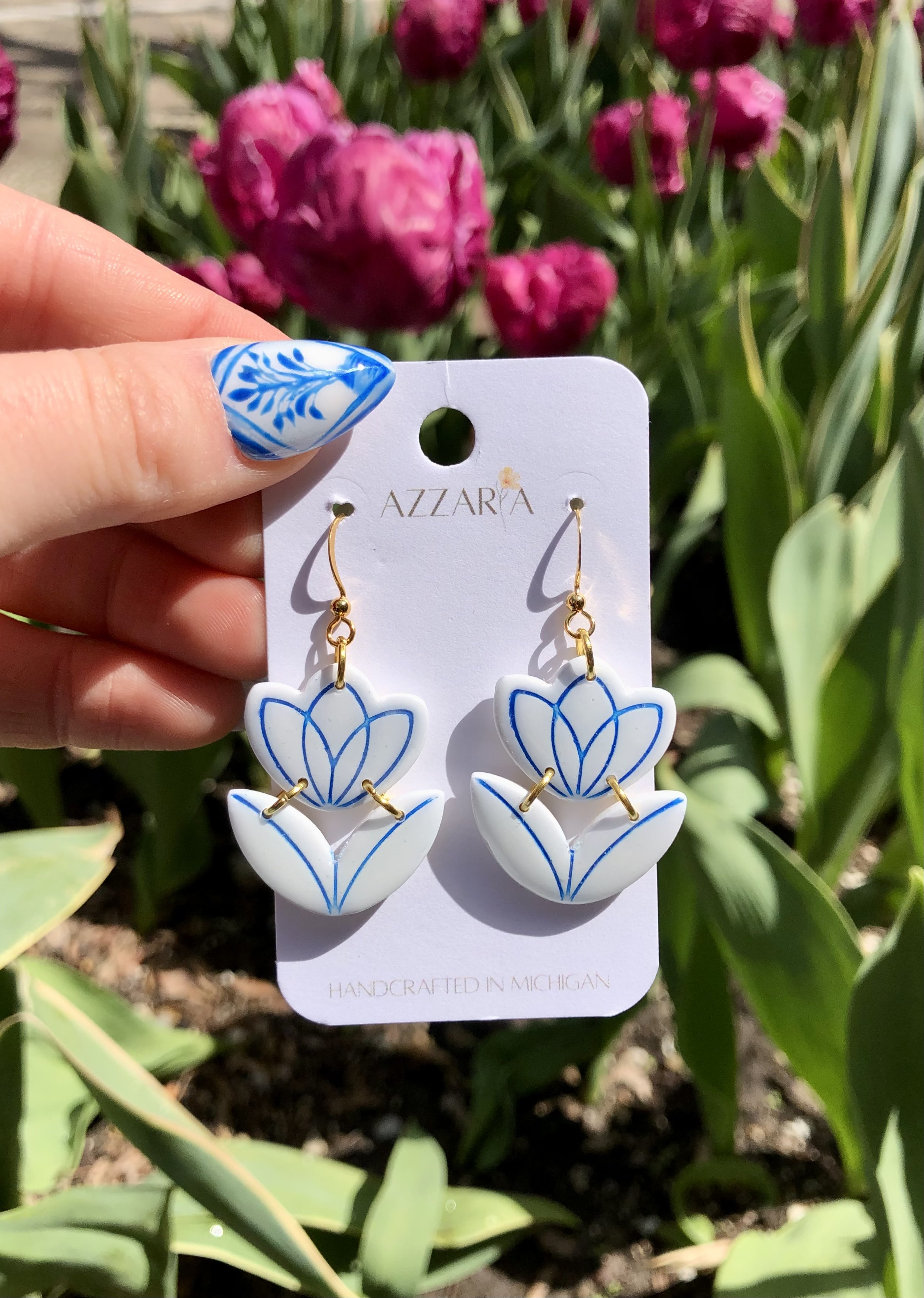 Simple Delft Tulips