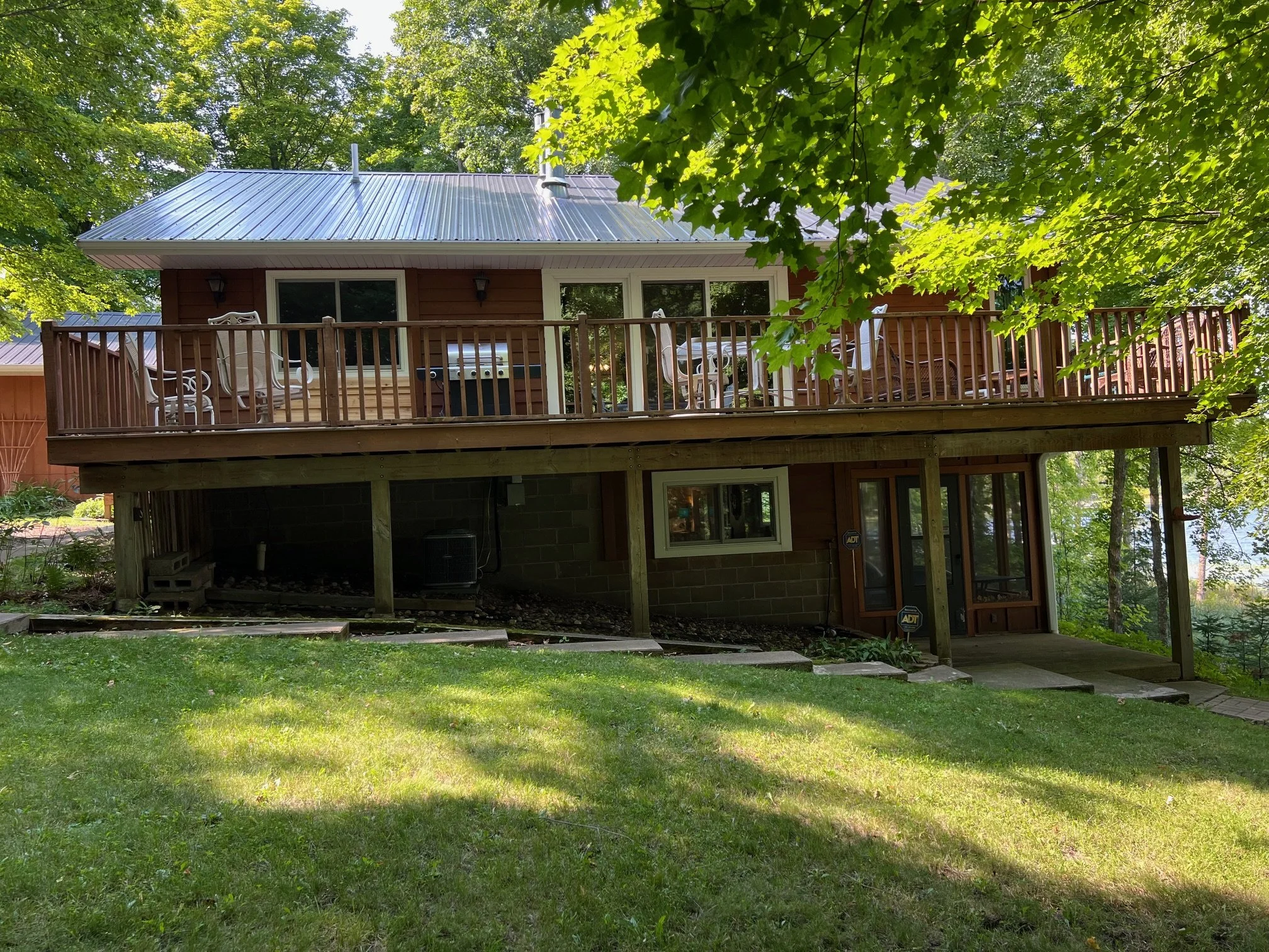 Log Siding Before Photo 4.jpg