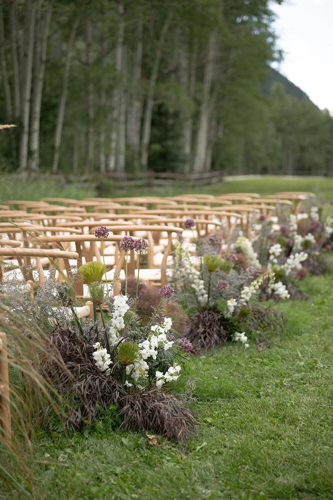 sydney-louis-aspen-wedding-preview-34.jpg