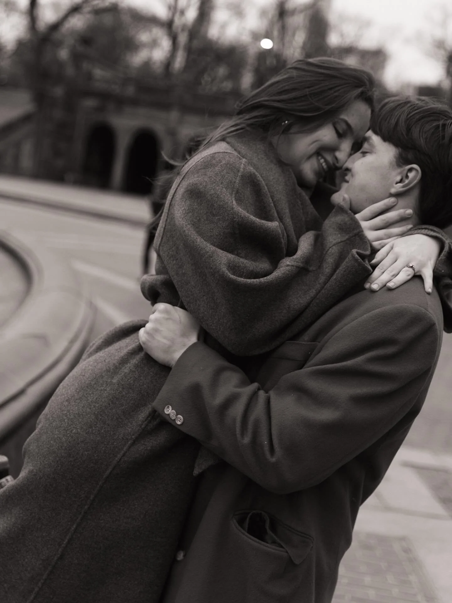 Eleanor &amp; Theo in NYC 💌

📷: @murphyweibelphoto 

#engagmentphotography #nyc #engagementphotos #winterwedding