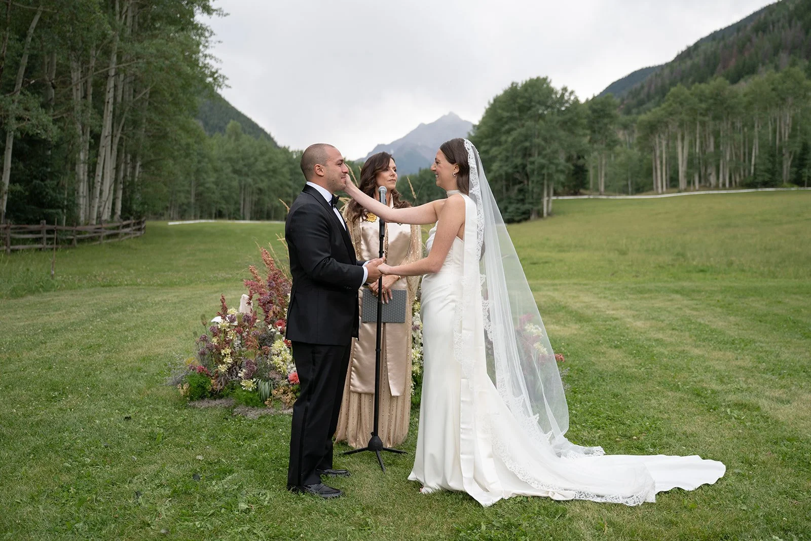 sydney-louis-aspen-wedding-preview-52.jpg