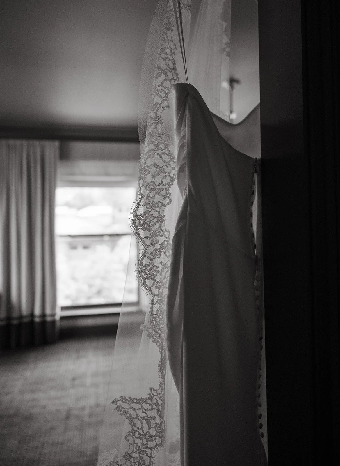 sydney-louis-aspen-wedding-preview-10.jpg