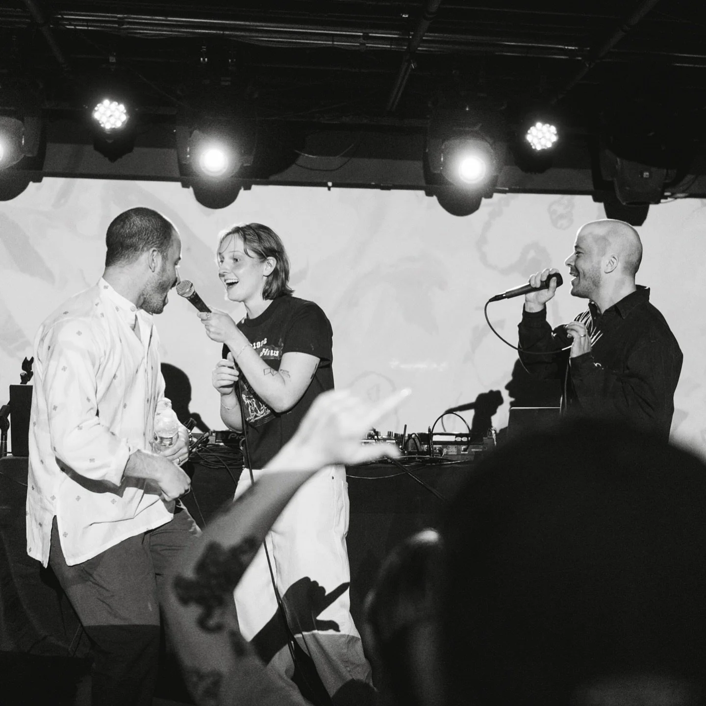 AUGUST ROUNDUP 🗣️

1. @gilliganmoss kicks off their first headline tour 🎤
2. @odesza&rsquo;s 10 year anniversary of &rsquo;Say My Name&rsquo; 😇
3. @kasbomusic performs @lollapalooza 🎸
4. @gilliganmoss drops their new album &rsquo;Speaking Across 
