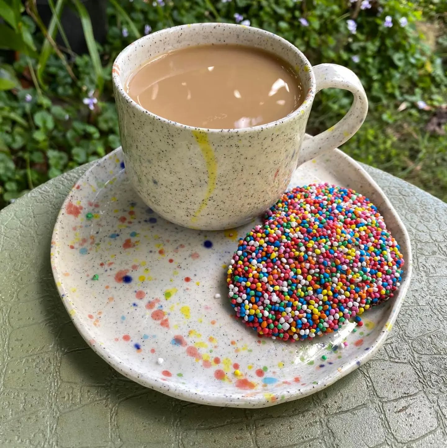 The freckle/confetti set in its element - thanks Megan, so glad you're enjoying them 🎉!