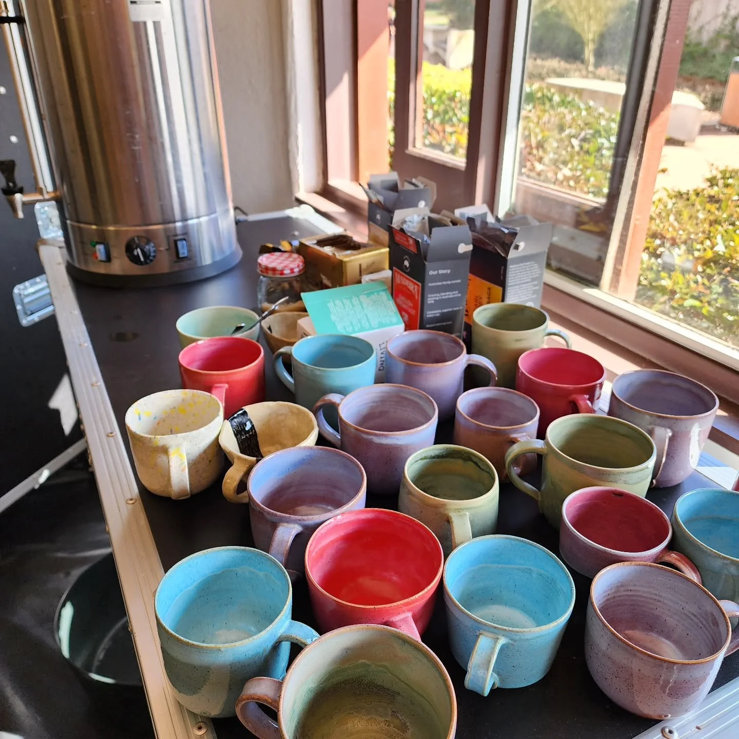 It's been a year!

And I know many of you have asked for a mug or two, and I haven't been able to deliver 😔☕️

But there's hope!!! In exactly one month, my honours project is due (nausea rush 😬)

So I'll be back on the wheel making mugs from late N