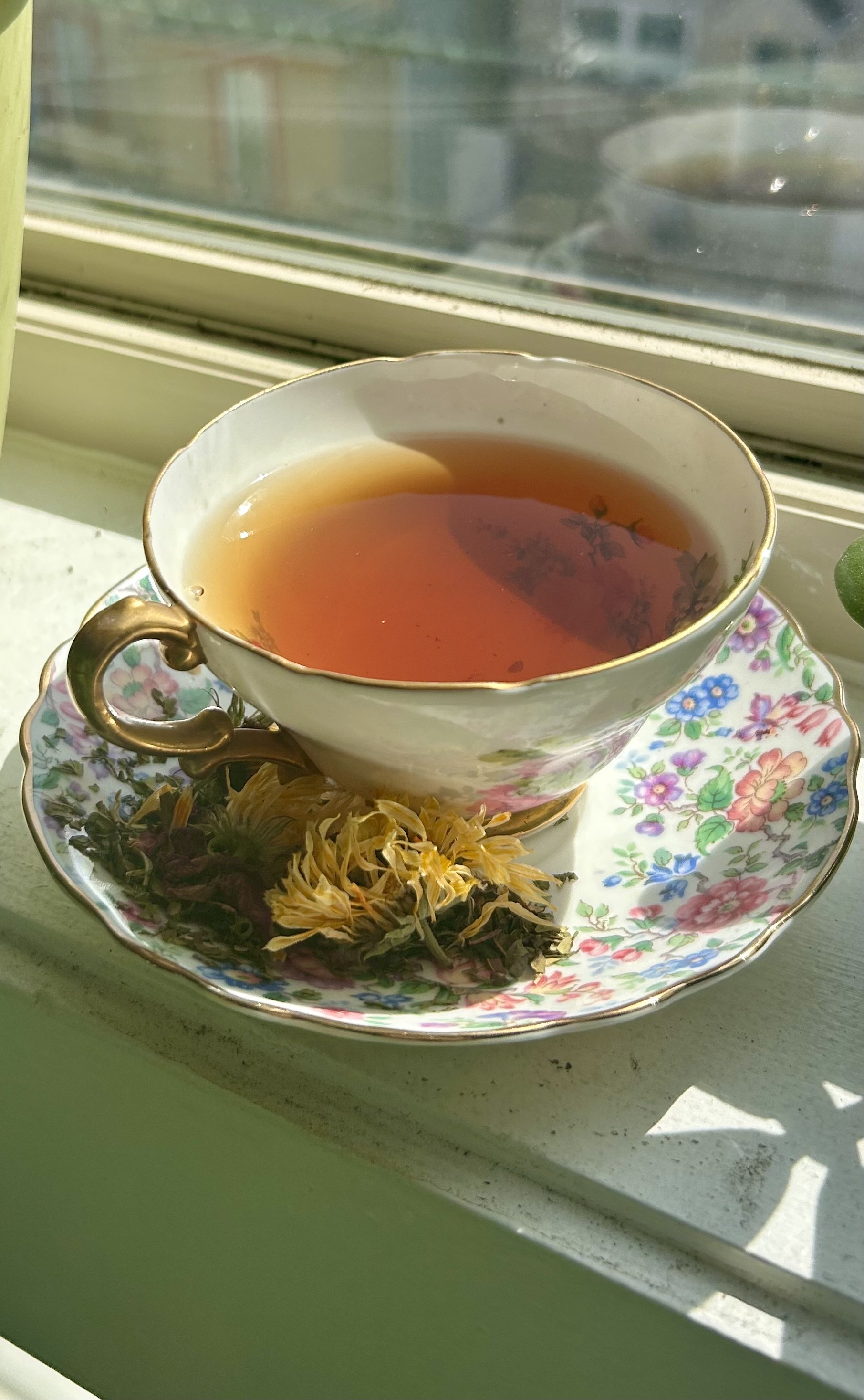 REFRESHING ROSE