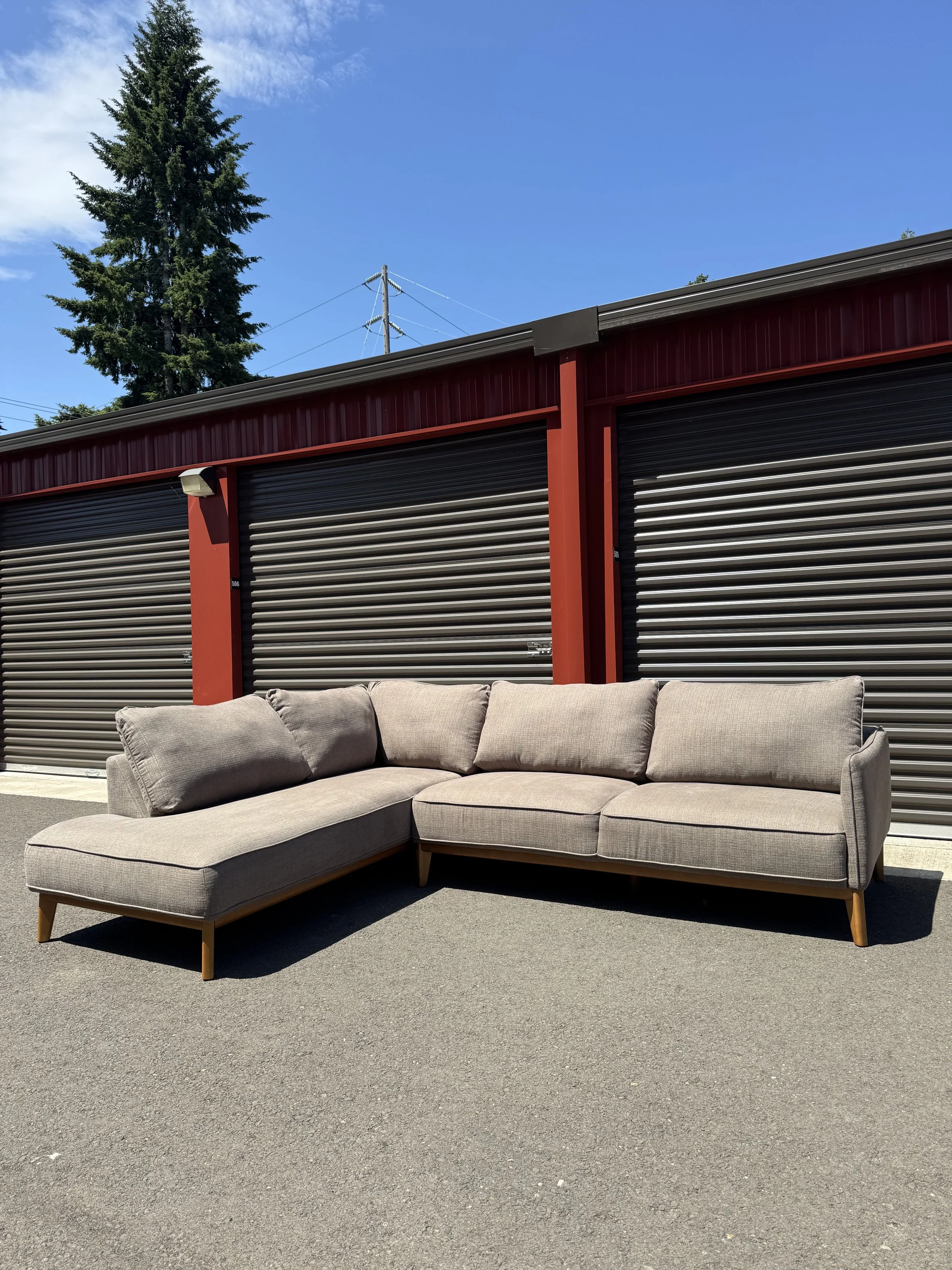 Jollene Sectional $850 (113"W x 86"D x 33"H