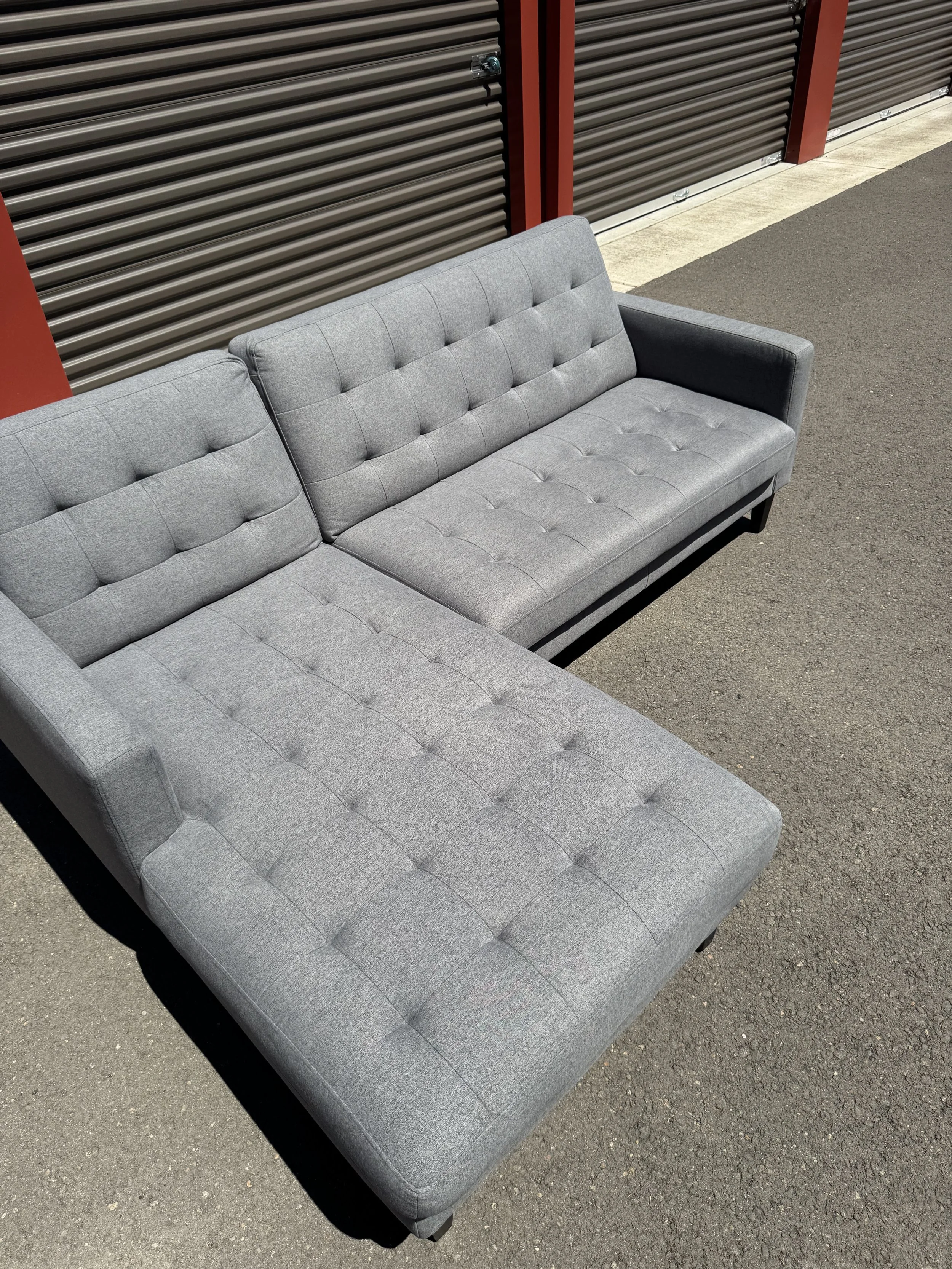 Gray Laura Left Side Sectional $800 (90"Wx64"Dx35"H)