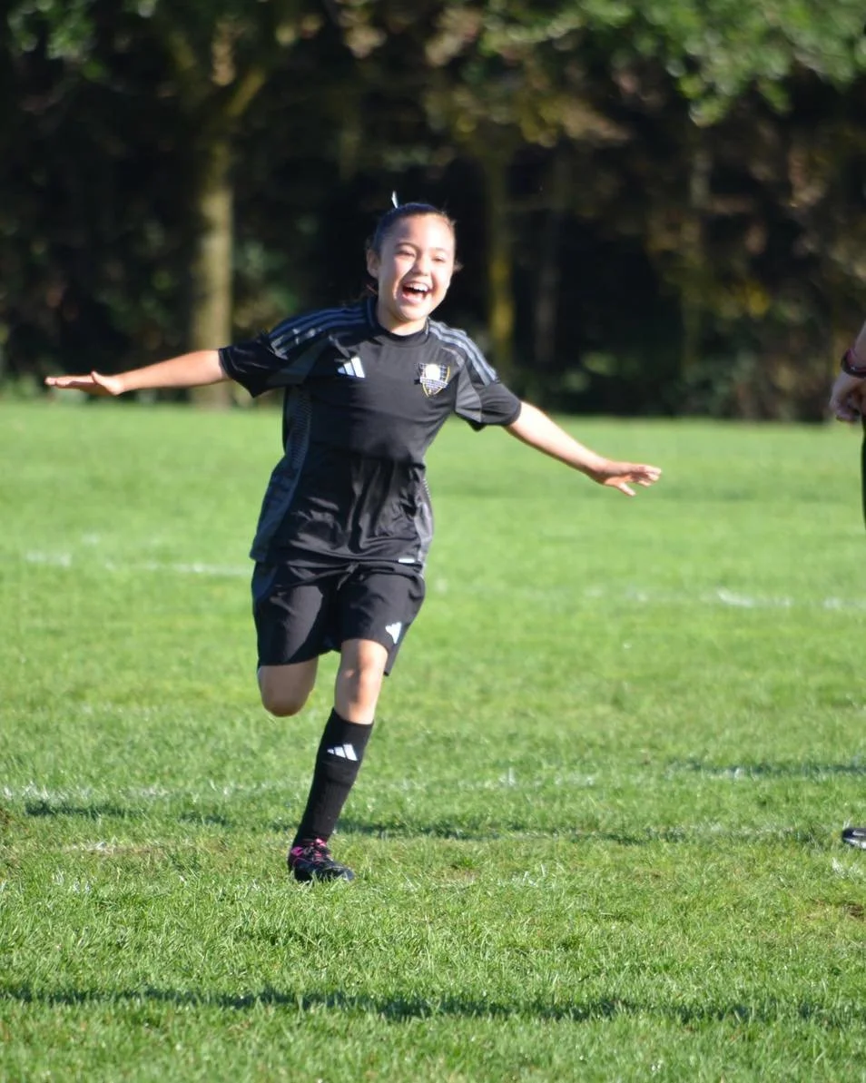 The 2017 GIRLS are moving on to State Cup Semi-Finals! They won in OT supported by Coach Shorty and Coach Abraham β½οΈπ₯
Way to go girls!!!!!