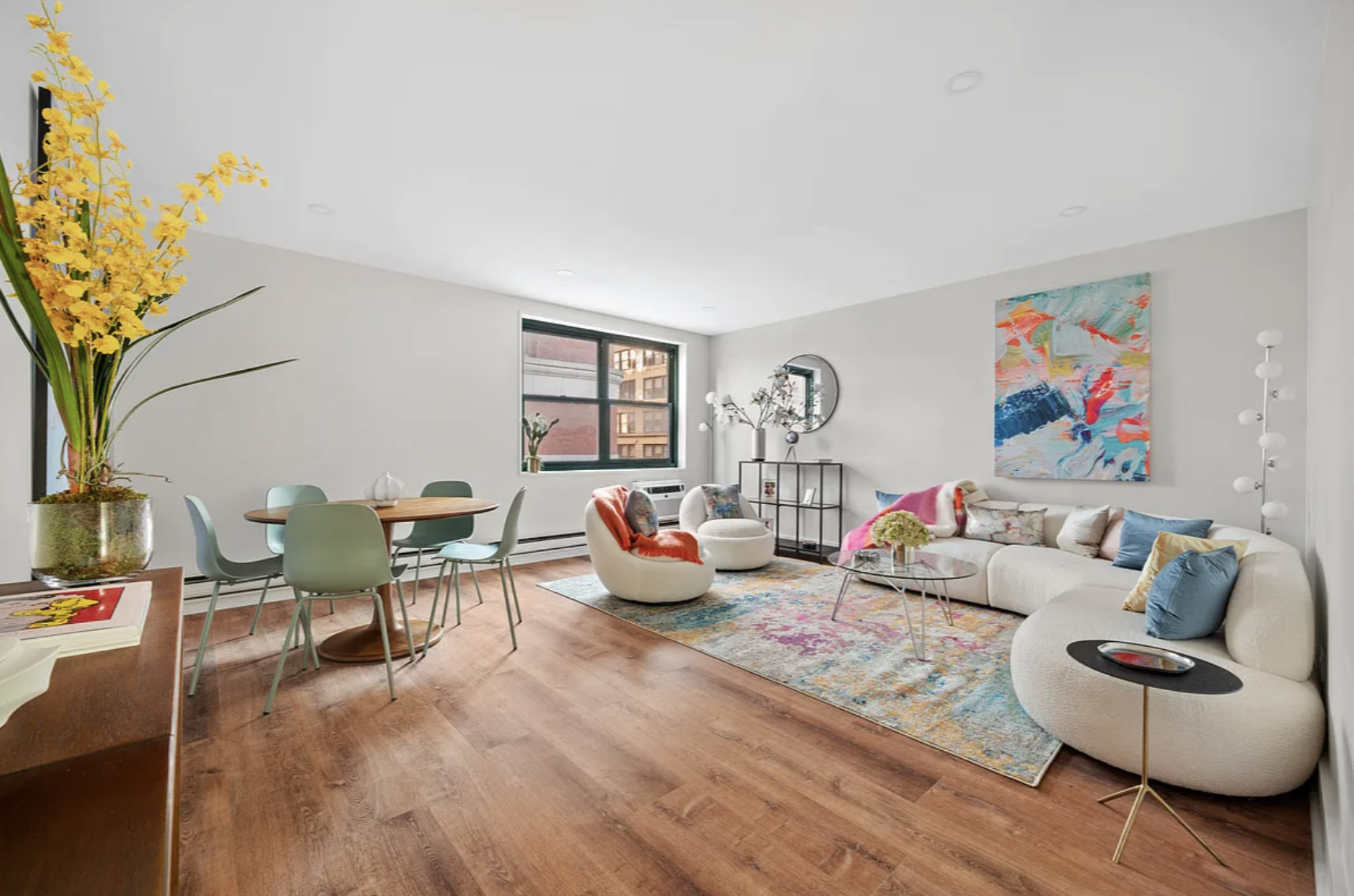 Washington St & W 10th St in West Village - 2BR/1BA
