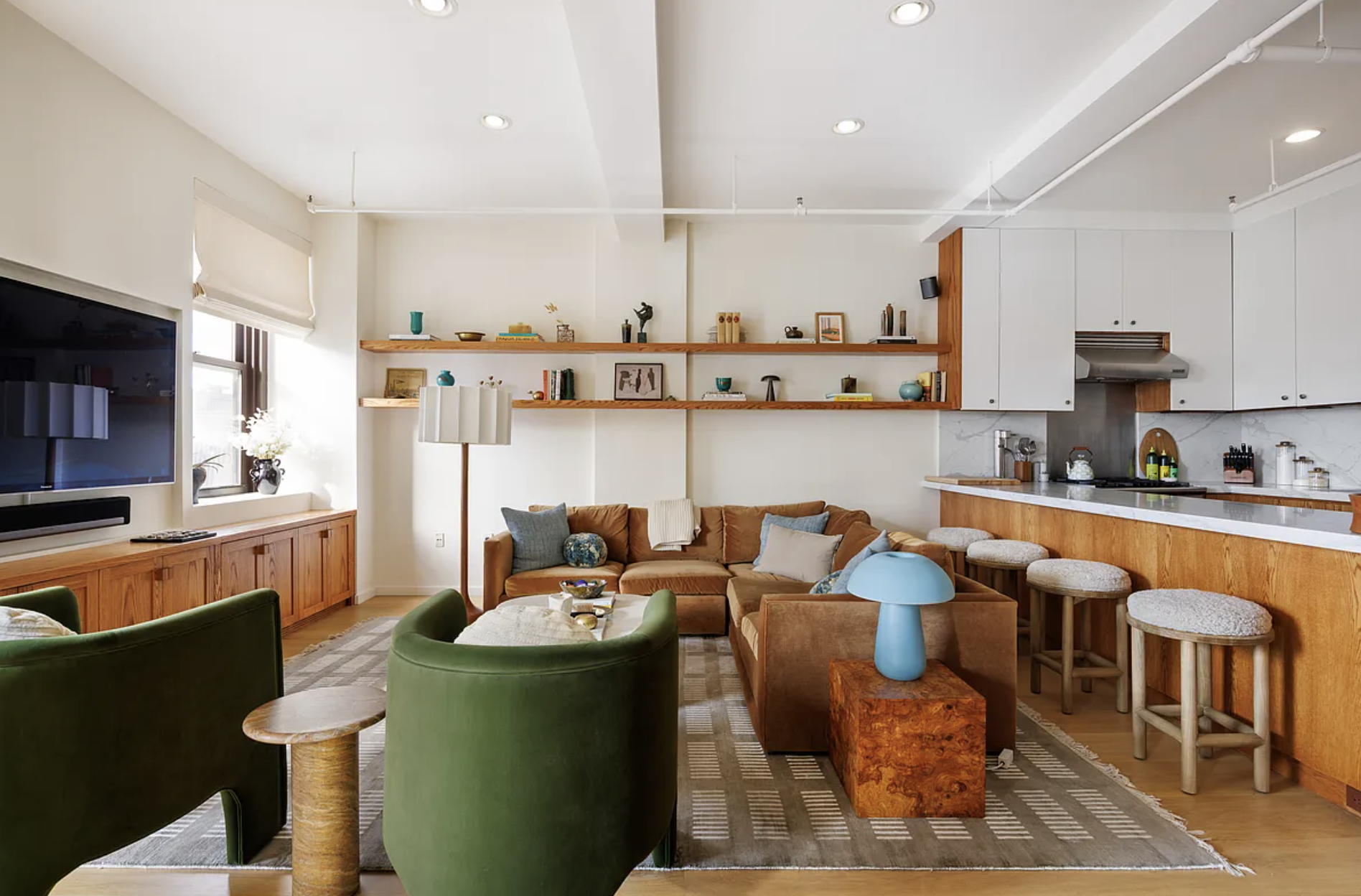 Bridge St & Willoughby St in Downtown Brooklyn- 1BR/2BA- 14D