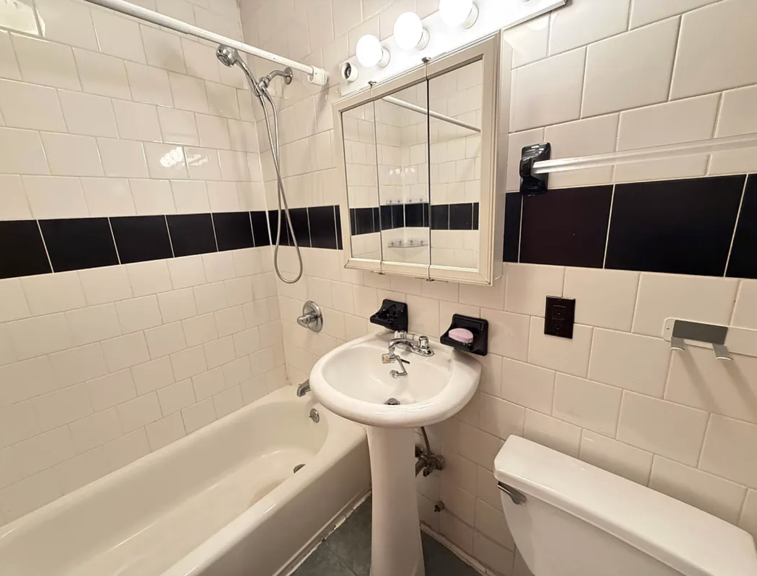 Screenshot 2025-12-07 at 10.37.53 AM.png