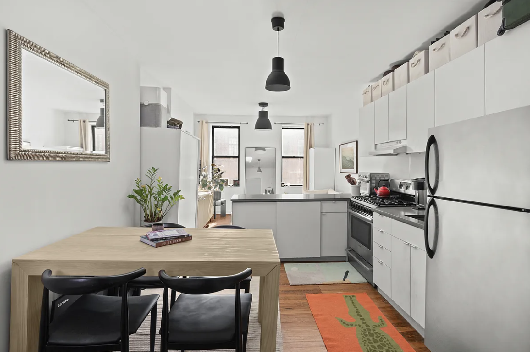 Bleeker St & Macdougle St in Greenwich Village - 1BR/1BA