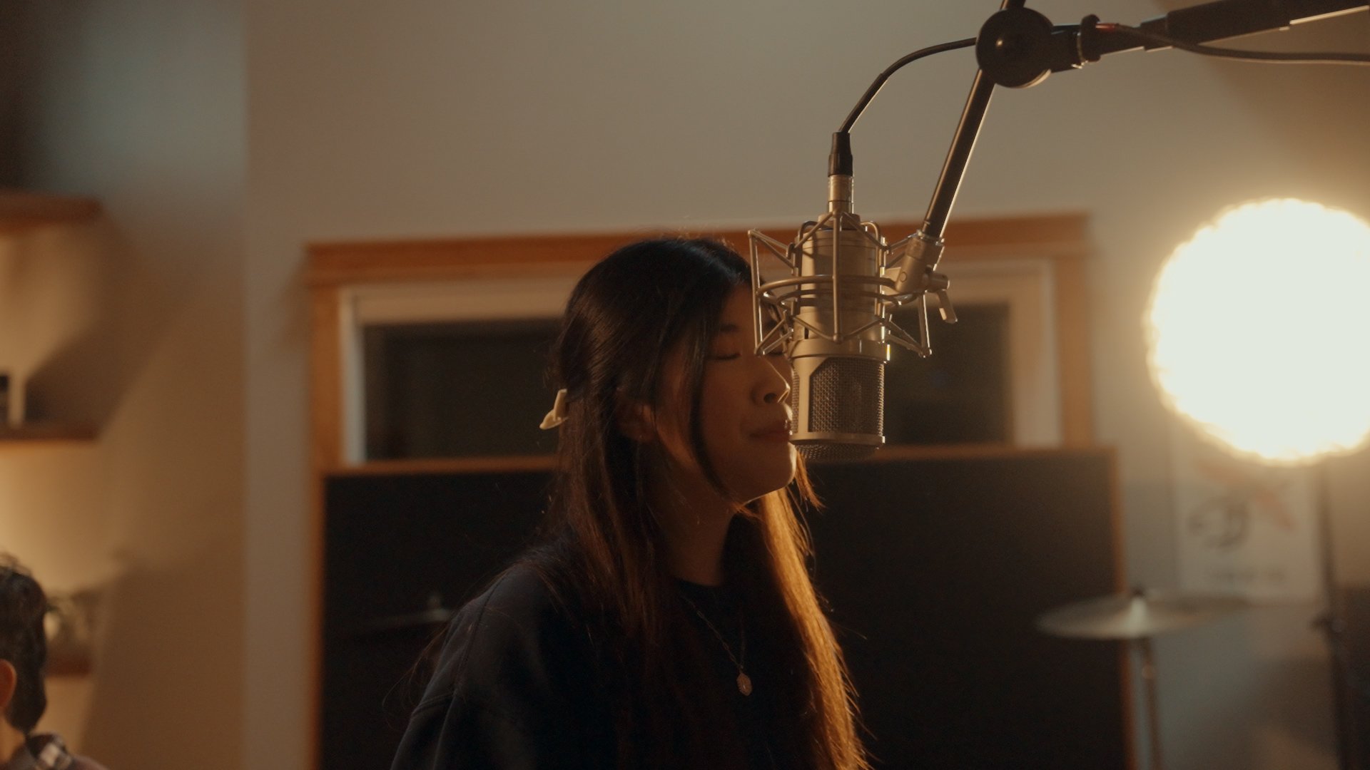 Sequence 01.00_02_10_15.Still005.jpg