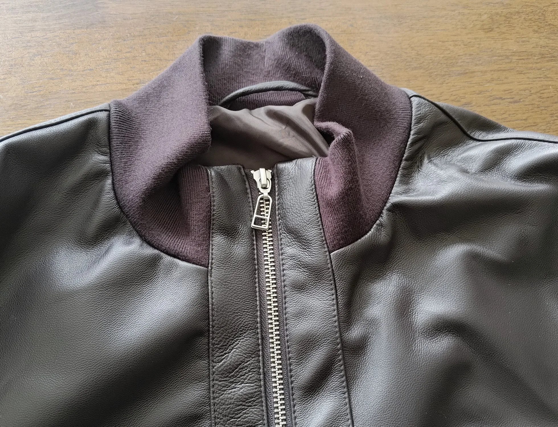 closed collar.jpg