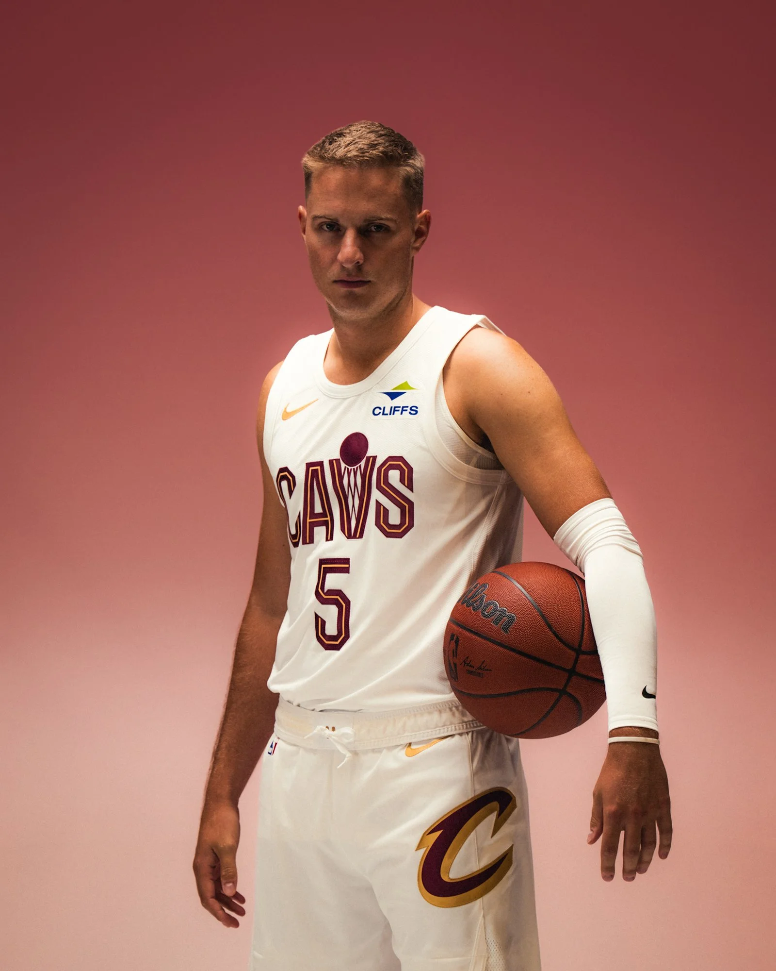 250930_CAVS_MEDIA_DAY-1055.jpg