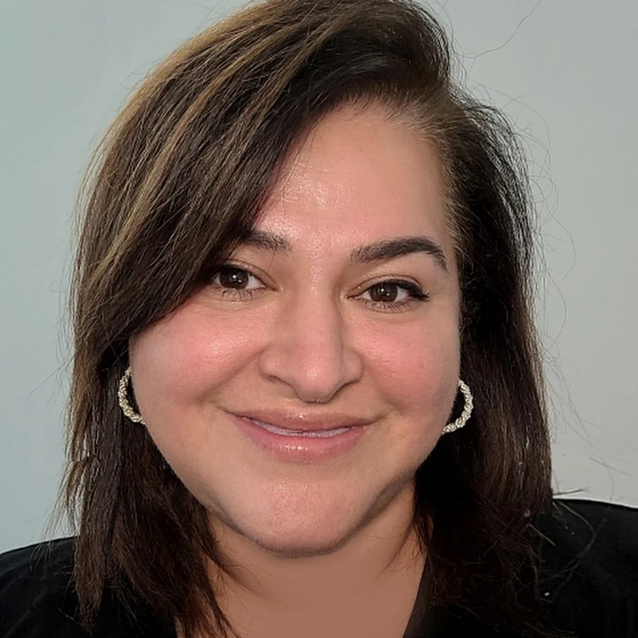 Azadeh Wilson, Qualified Counsellor