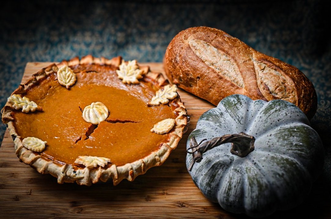 Pumpkin Pie and Bread Combo.jpg