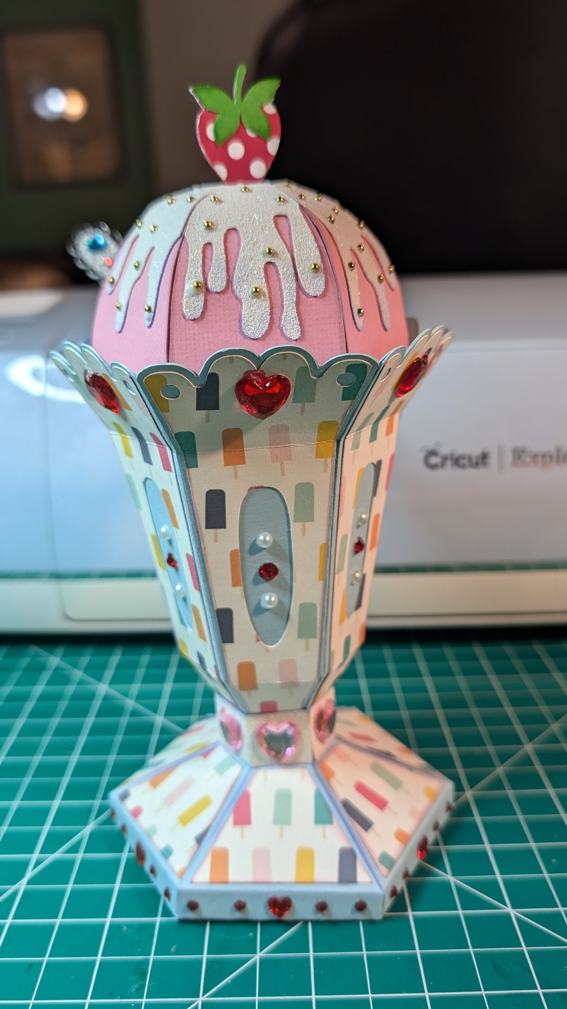 Sundae Box